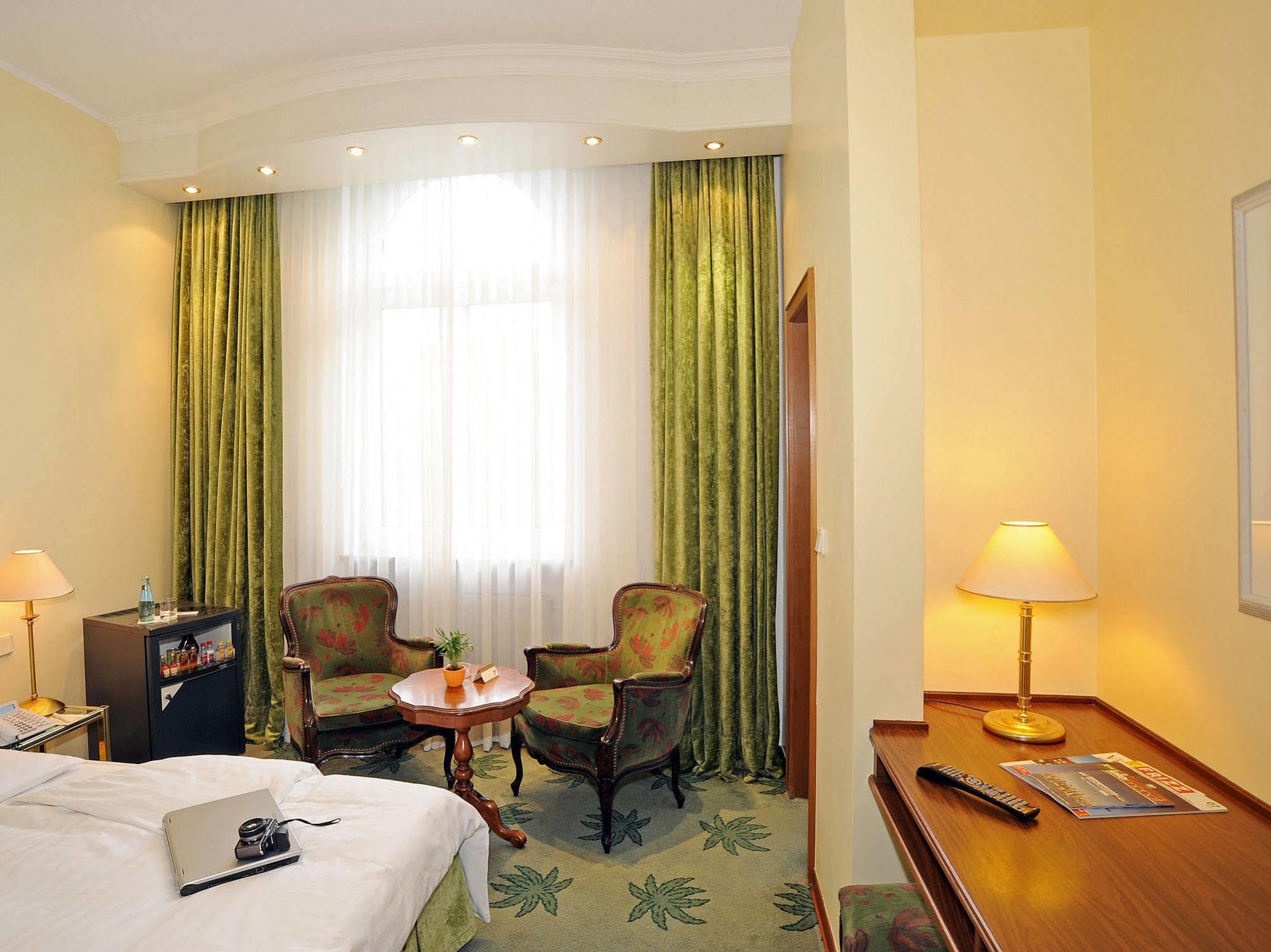 Palmenhof 4*